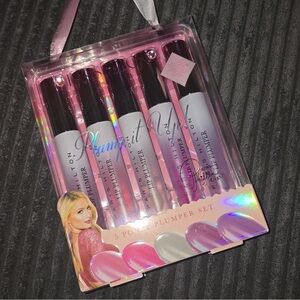 New in package paris hilton lip plumper